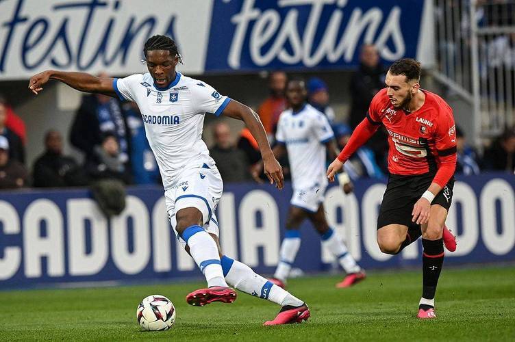 开云-荷甲倒计时，费耶诺德今夜更衣室发声，细节引发关注，引发热议，训练强度明显提升的简单介绍